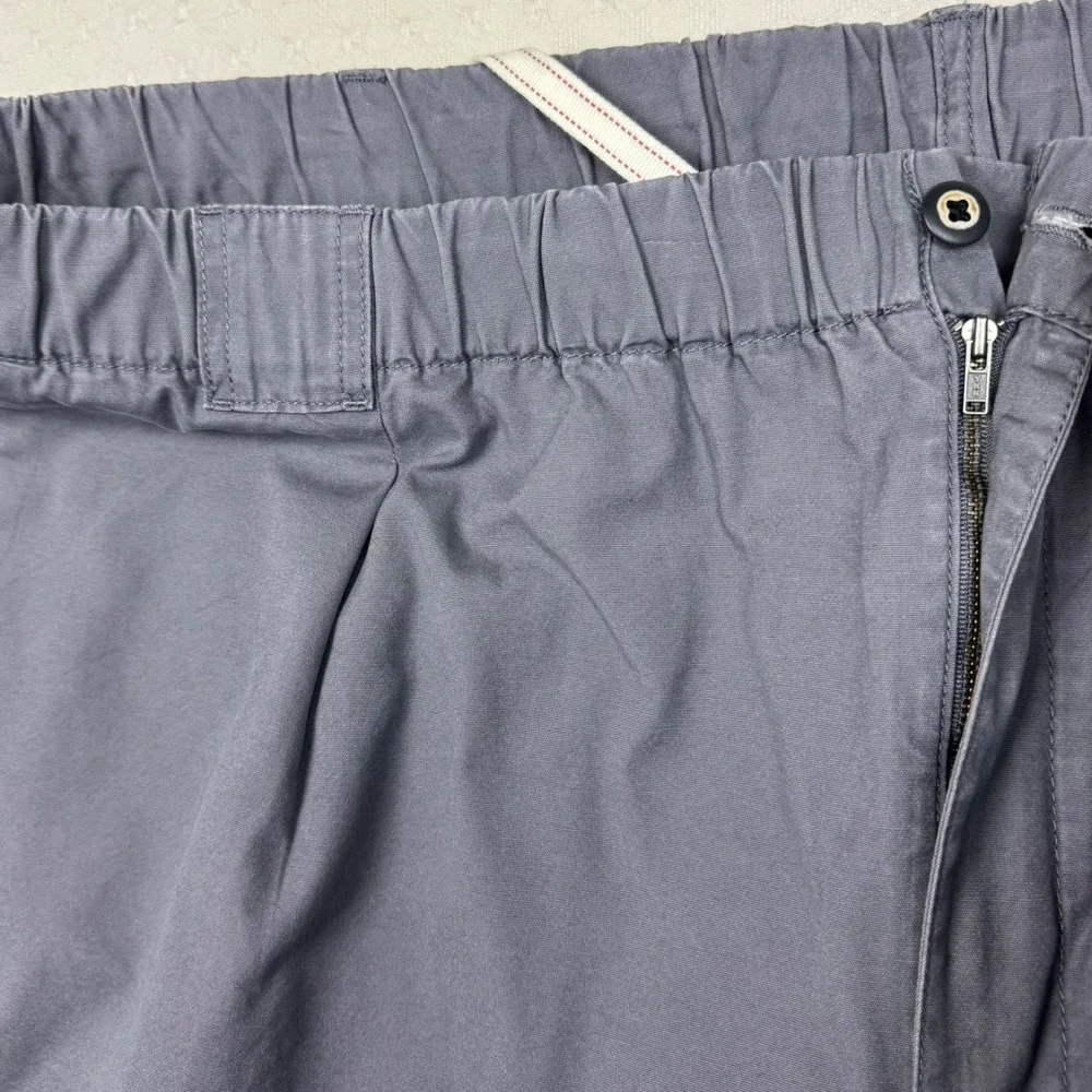 Tommy Bahama Relax Cargo Shorts Elastic Waist Mens 4XLB Gray Gorpcore Minimalist